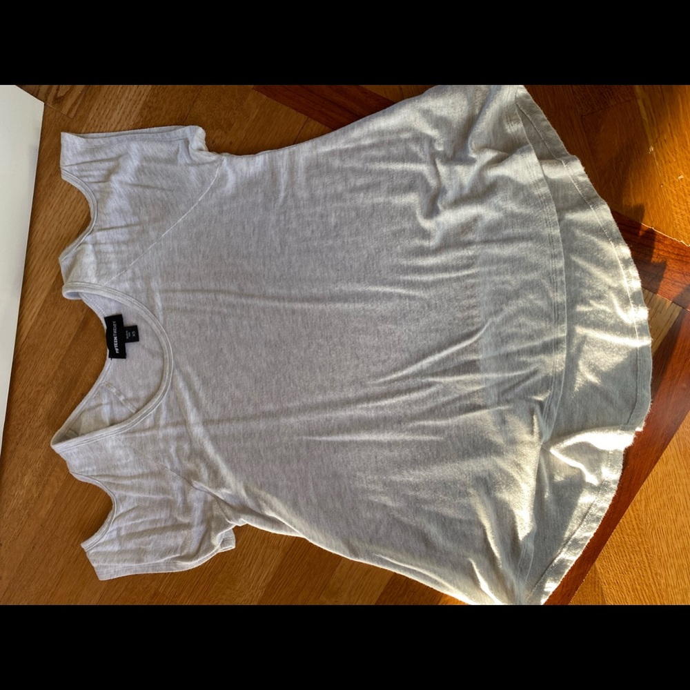 Fifteen Twenty cold shoulder top!